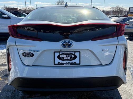 2022 Toyota Prius Prime XLE