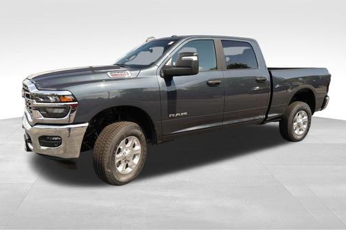 2025 RAM 2500 Big Horn Crew Cab 4x4 6'4' Box