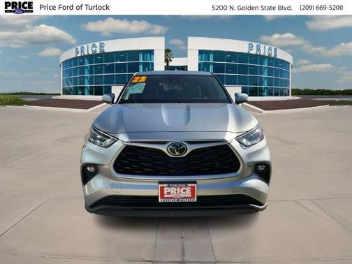 2023 Toyota Highlander LE