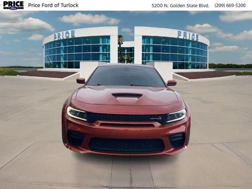 Sinamon Stick 2022 Dodge Charger SCAT PACK