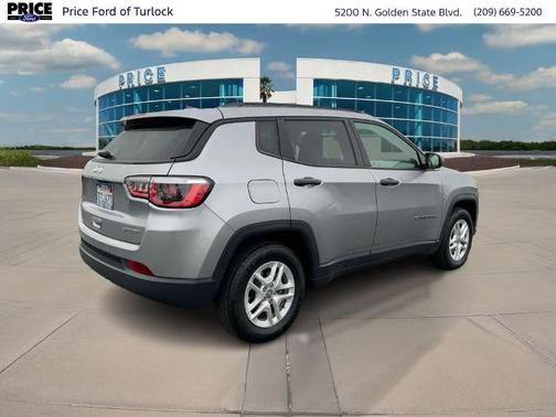 2017 Jeep Compass SPORT