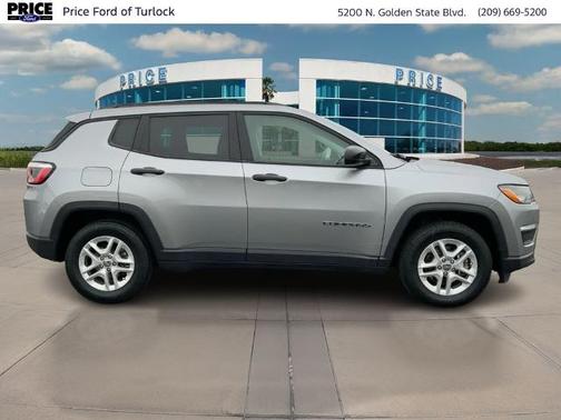 2017 Jeep Compass SPORT