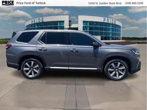 Sonic Gray Pearl 2025 Honda Pilot TOURING