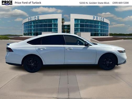 White 2025 Honda Accord SE