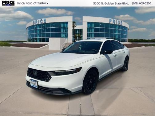 White 2025 Honda Accord SE