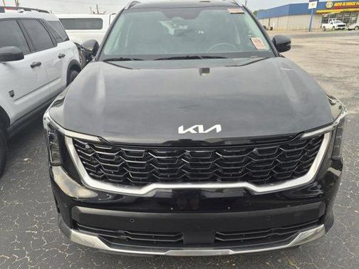 Ebony Black 2024 Kia Sorento S