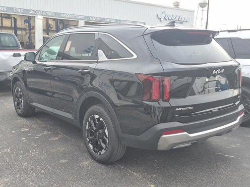 Ebony Black 2024 Kia Sorento S