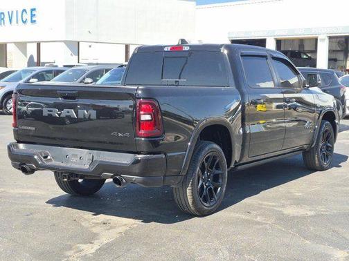 Diamond Black 2026 RAM 1500 Laramie