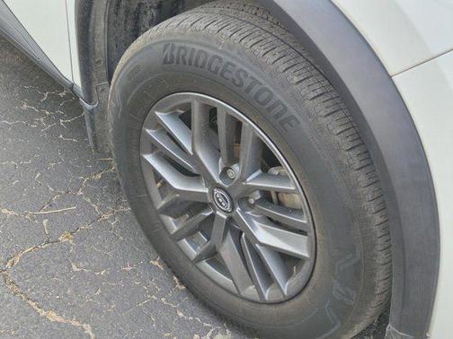 Glacier White 2023 Nissan Rogue S