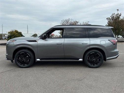 Dynamic Metal 2026 INFINITI QX80 SPORT AWD