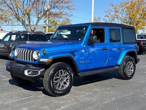 2024 Jeep Wrangler 4-Door Sahara 4x4