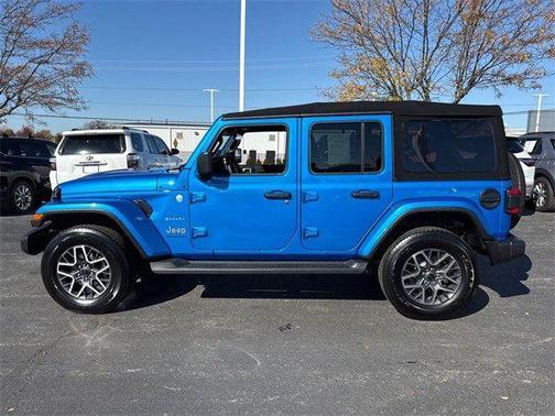 2024 Jeep Wrangler 4-Door Sahara 4x4