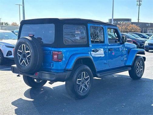 2024 Jeep Wrangler 4-Door Sahara 4x4