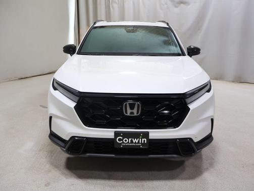 Platinum White Pearl 2026 Honda CR-V Hybrid Sport AWD