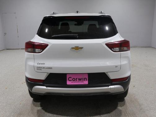 Summit White 2025 Chevrolet Trailblazer LT