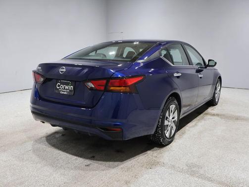 2024 Nissan Altima S FWD