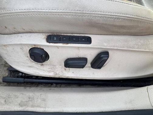 2013 Volkswagen Passat 2.0 TDI SEL Premium