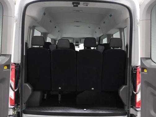 2022 Ford Transit-350 XLT