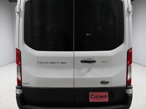 2022 Ford Transit-350 XLT