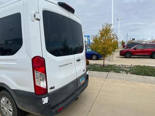 2022 Ford Transit-350 XLT