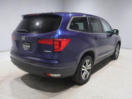 Blue 2016 Honda Pilot EX