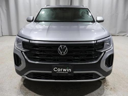 2024 Volkswagen Atlas Cross Sport 2.0T SE w/Technology 4MOTION
