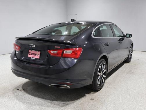 2023 Chevrolet Malibu FWD RS