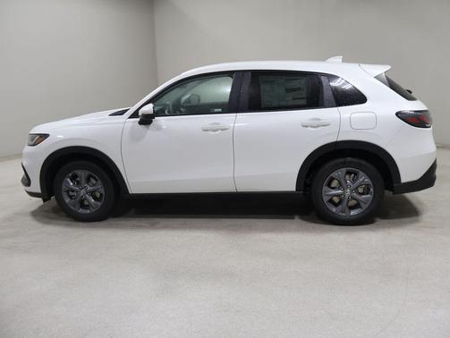 Platinum White Pearl 2027 Honda HR-V LX