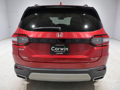 Radiant Red II 2023 Honda Pilot AWD Elite