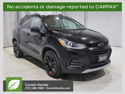 Mosaic Black Metallic 2021 Chevrolet Trax LT