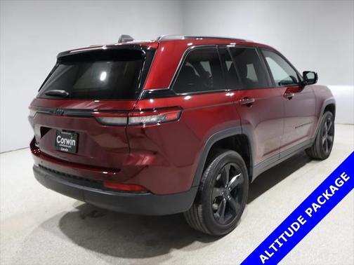 2023 Jeep Grand Cherokee Altitude