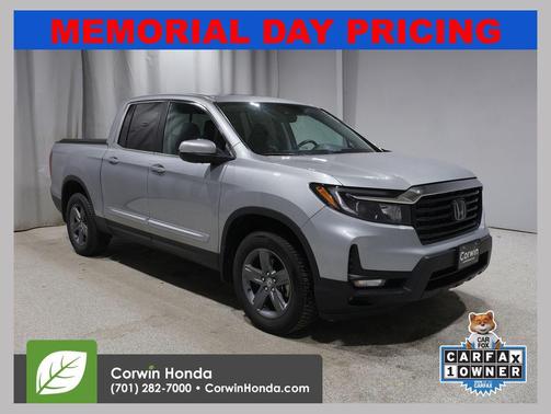 Lunar Silver 2023 Honda Ridgeline RTL