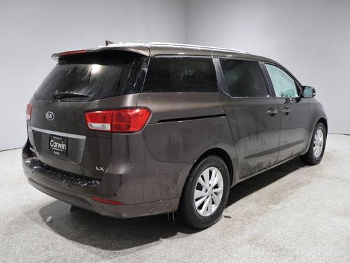 2017 Kia Sedona LX