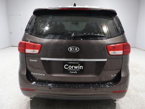 2017 Kia Sedona LX