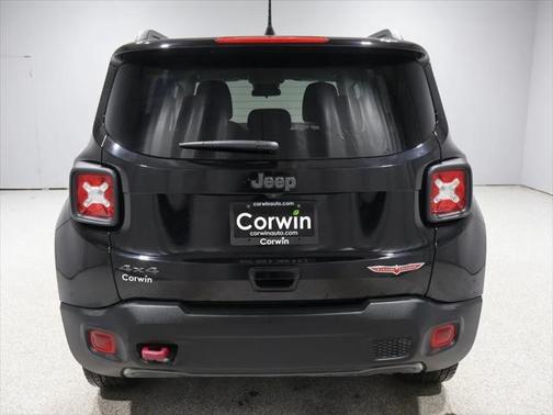 2020 Jeep Renegade Trailhawk