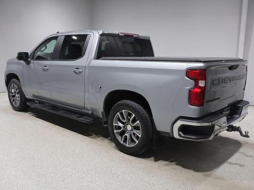 Sterling Gray Metallic 2024 Chevrolet Silverado 1500 LT