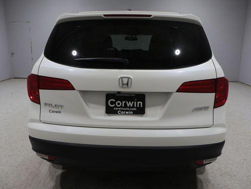 White Diamond Pearl 2018 Honda Pilot EX-L
