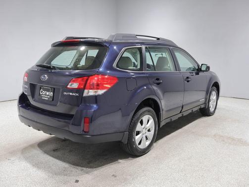 Crystal Black Silica 2012 Subaru Outback 2.5i