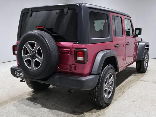 2022 Jeep Wrangler Unlimited Sport