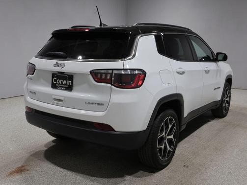 Bright White Clearcoat 2025 Jeep Compass Limited