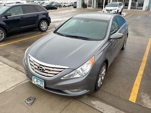2013 Hyundai SONATA SE