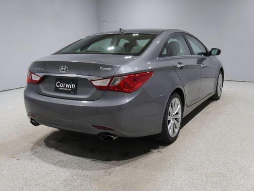 Harbor Gray 2013 Hyundai SONATA SE