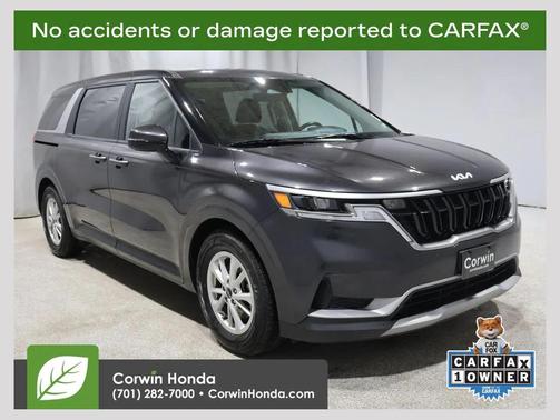 2024 Kia Carnival LX