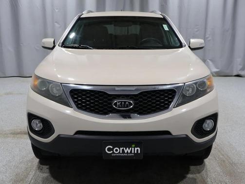2011 Kia Sorento LX