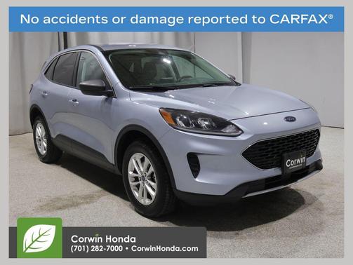 ICED BLUE SILVER METALLIC 2022 Ford Escape SE