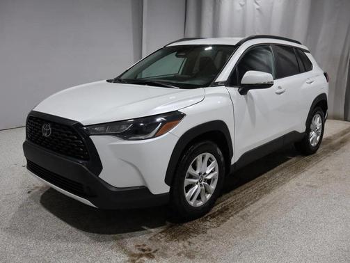 2024 Toyota Corolla Cross LE
