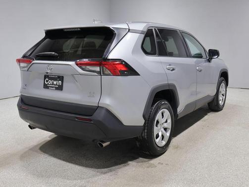 Silver Sky Metallic 2024 Toyota RAV4 LE