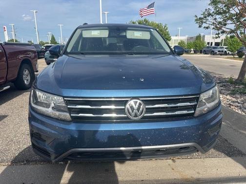 Stone Blue Metallic 2020 Volkswagen Tiguan 2.0T SE 4MOTION