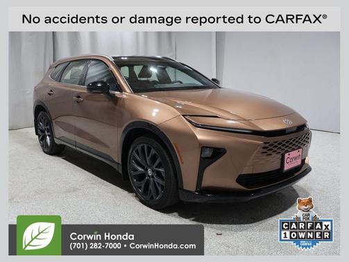 2025 Toyota Crown Signia XLE