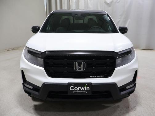 Platinum White Pearl 2026 Honda Ridgeline Black